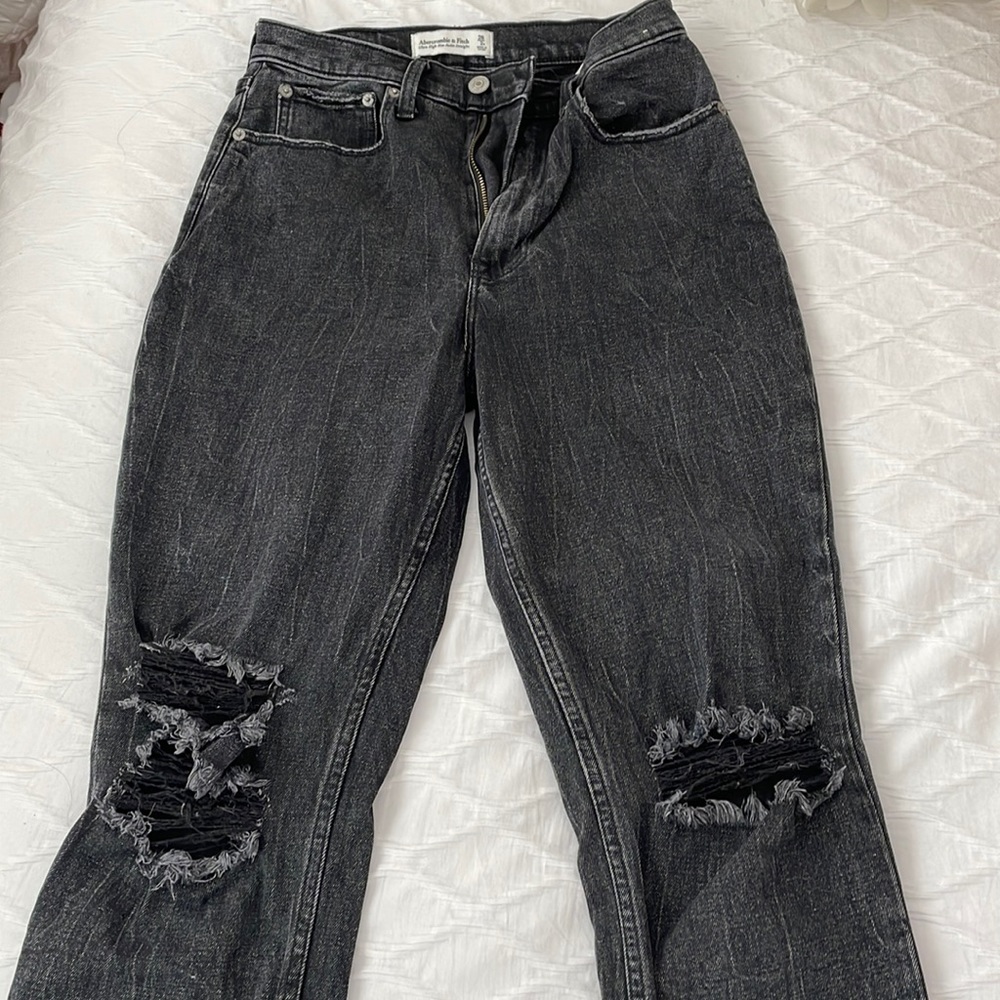 Abercrombie & Fitch Ultra High Rise Ankle Straight